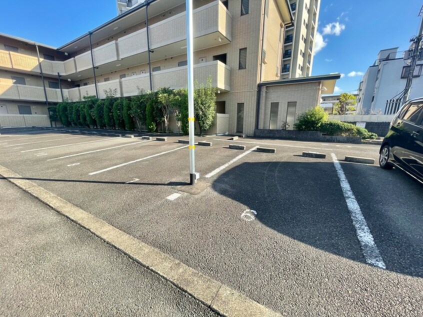 駐車場 オ－ク長岡天神 (岡本)
