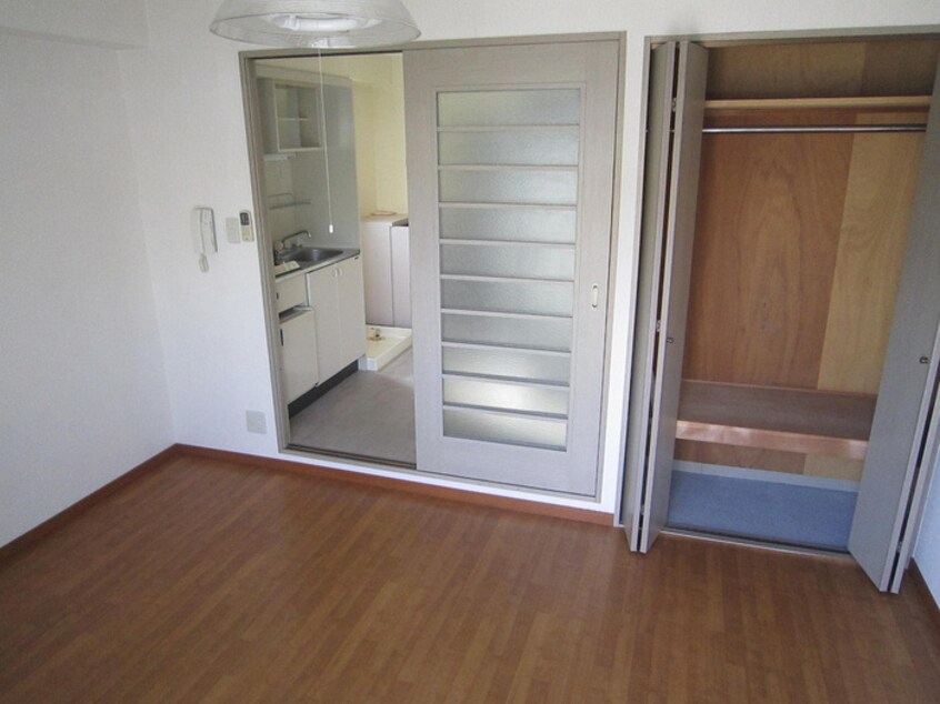 居室 ラ・エソ－ル