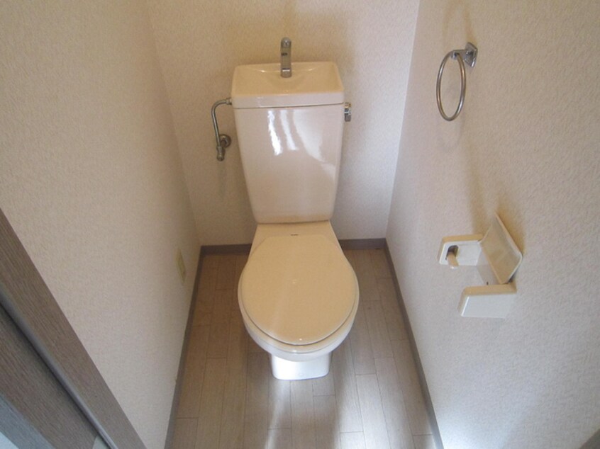 トイレ ラ・エソ－ル