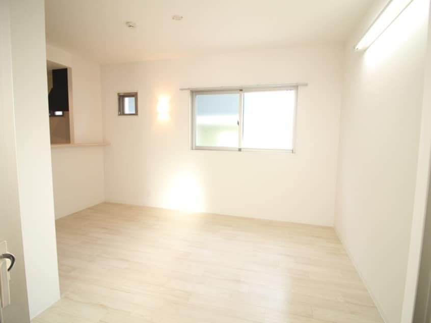 居室 シュライテン白鷺