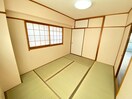 居室 シャンポ－ル小山