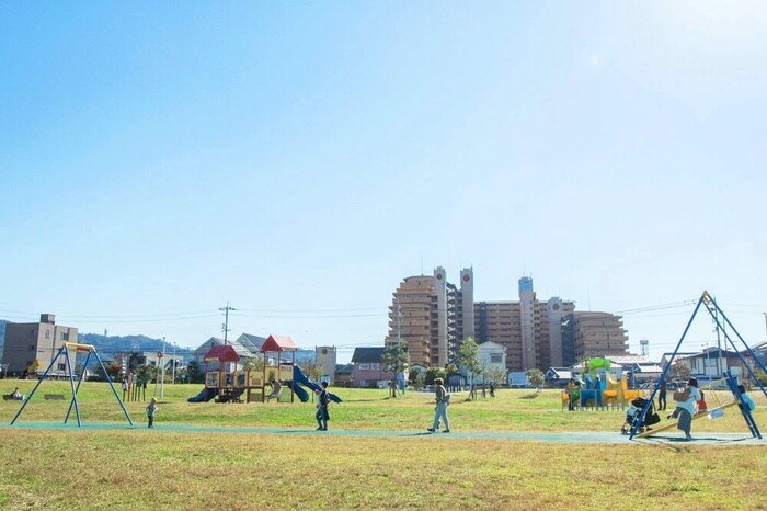 寝屋川公園(公園)まで1200m 寝屋川市高倉1丁目貸家