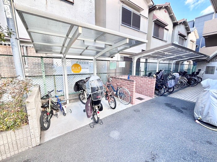 駐輪場 ハイツ栄