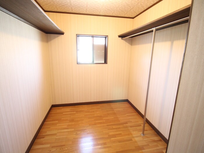 収納 古江台一丁目戸建