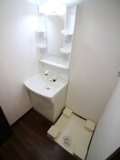 洗濯機置場 ドゥエリング森小路
