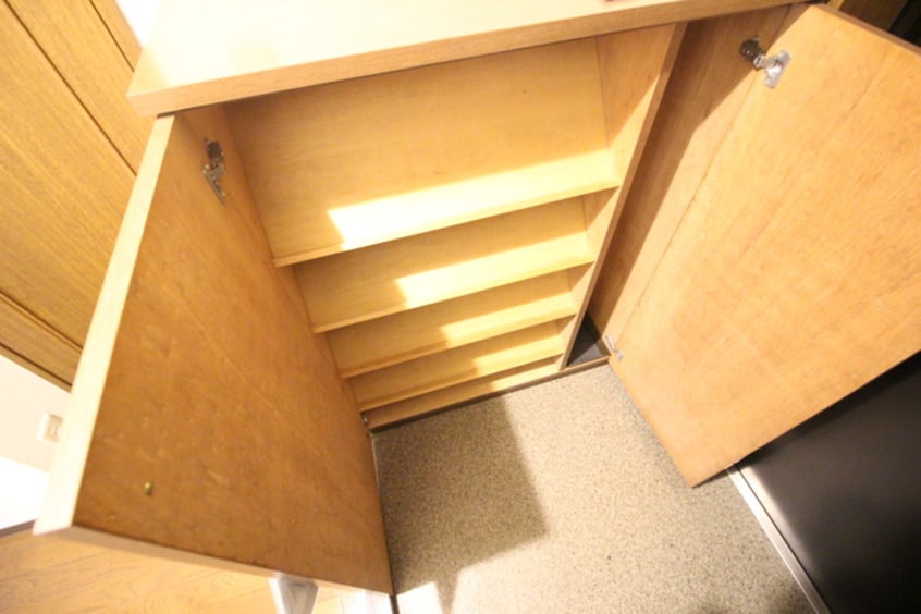 靴箱 ＡＶＡＮＣＥＲ岡本(201)