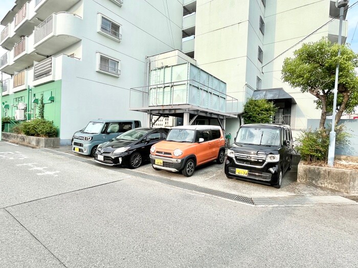 駐車場 メゾンさつき