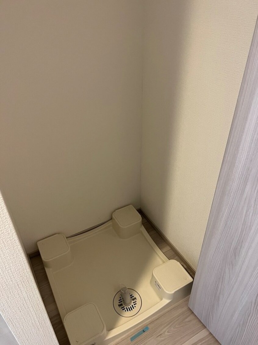 洗濯機置場 アドバンス三宮パルマ（1102）