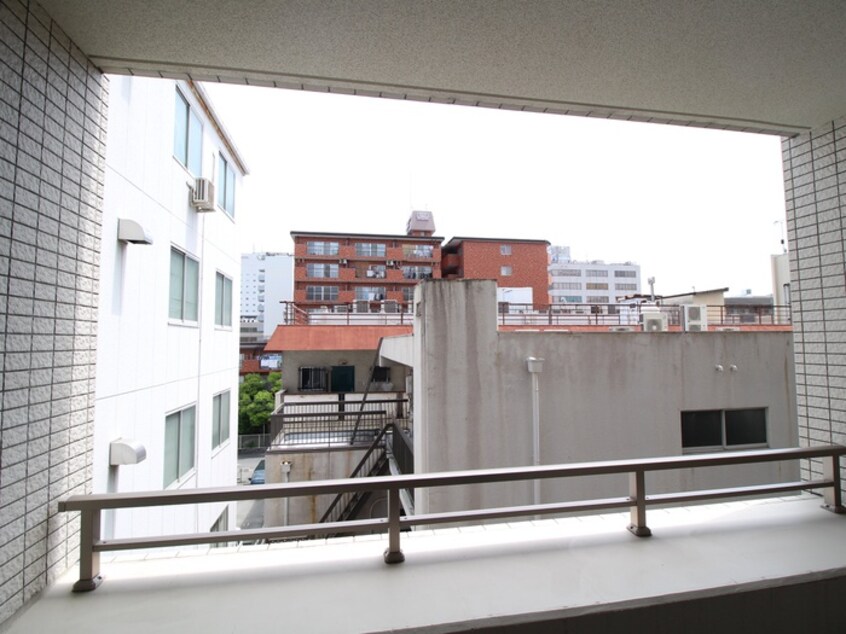 室内からの展望 アパートメンツ江坂（南側）