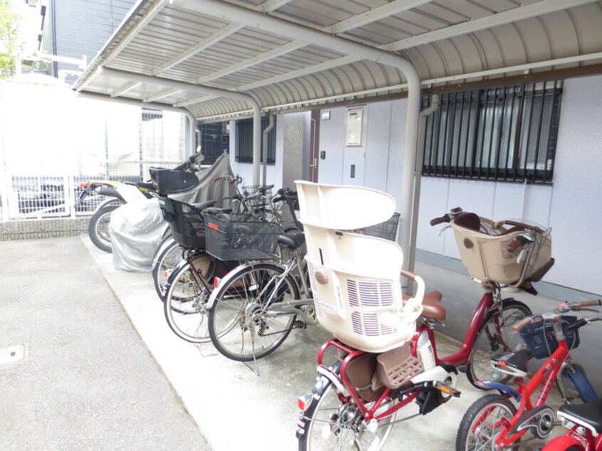 駐輪場 ｸﾞﾚｰｽ千歳