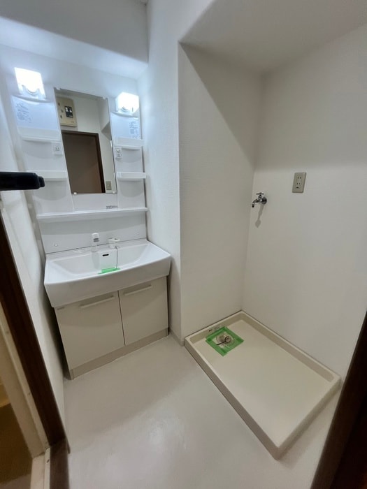 洗濯機置場 ヒルトン清水谷（パートⅣ）