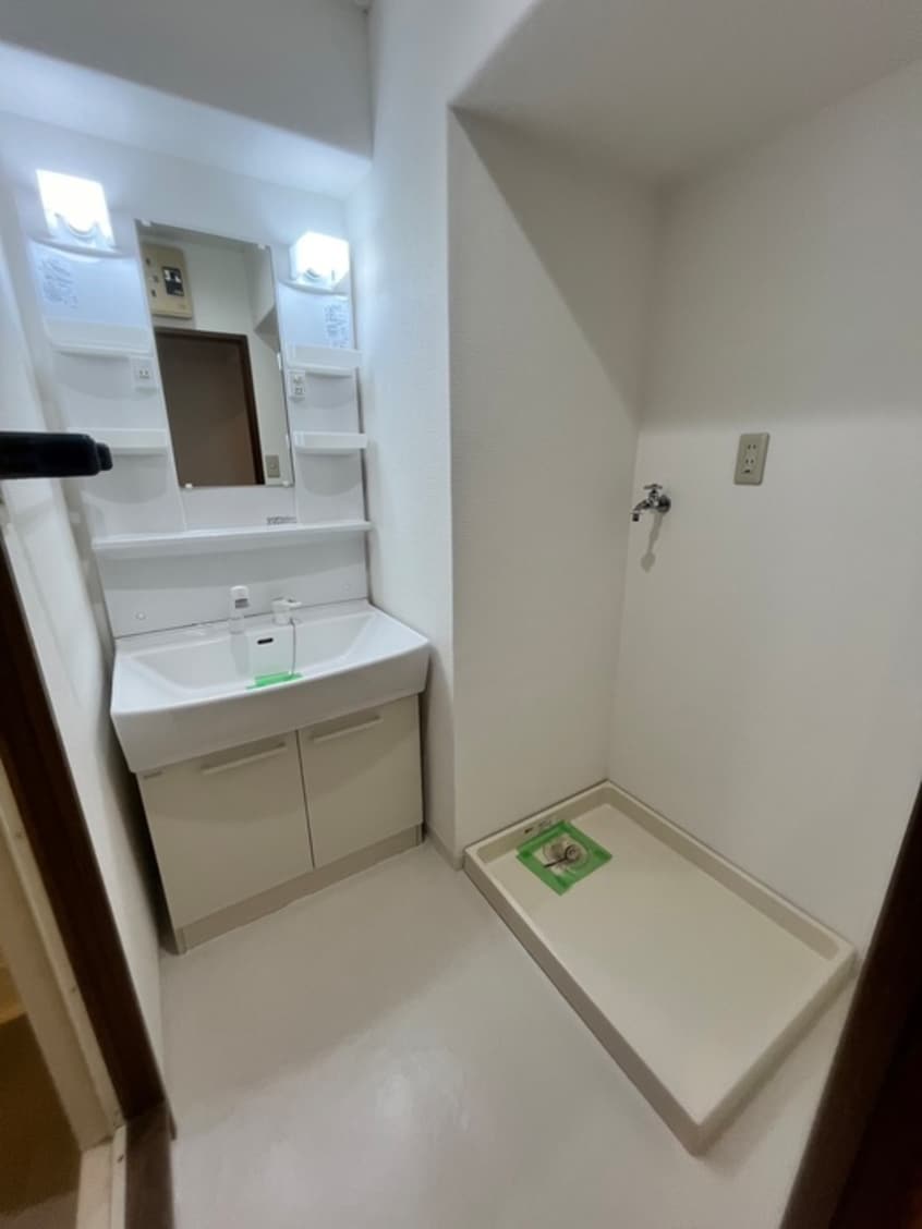 洗濯機置場 ヒルトン清水谷（パートⅣ）