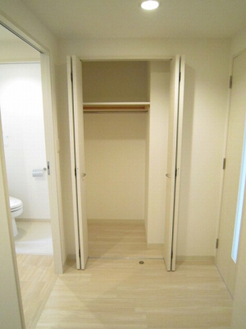 収納 アーデン土佐堀