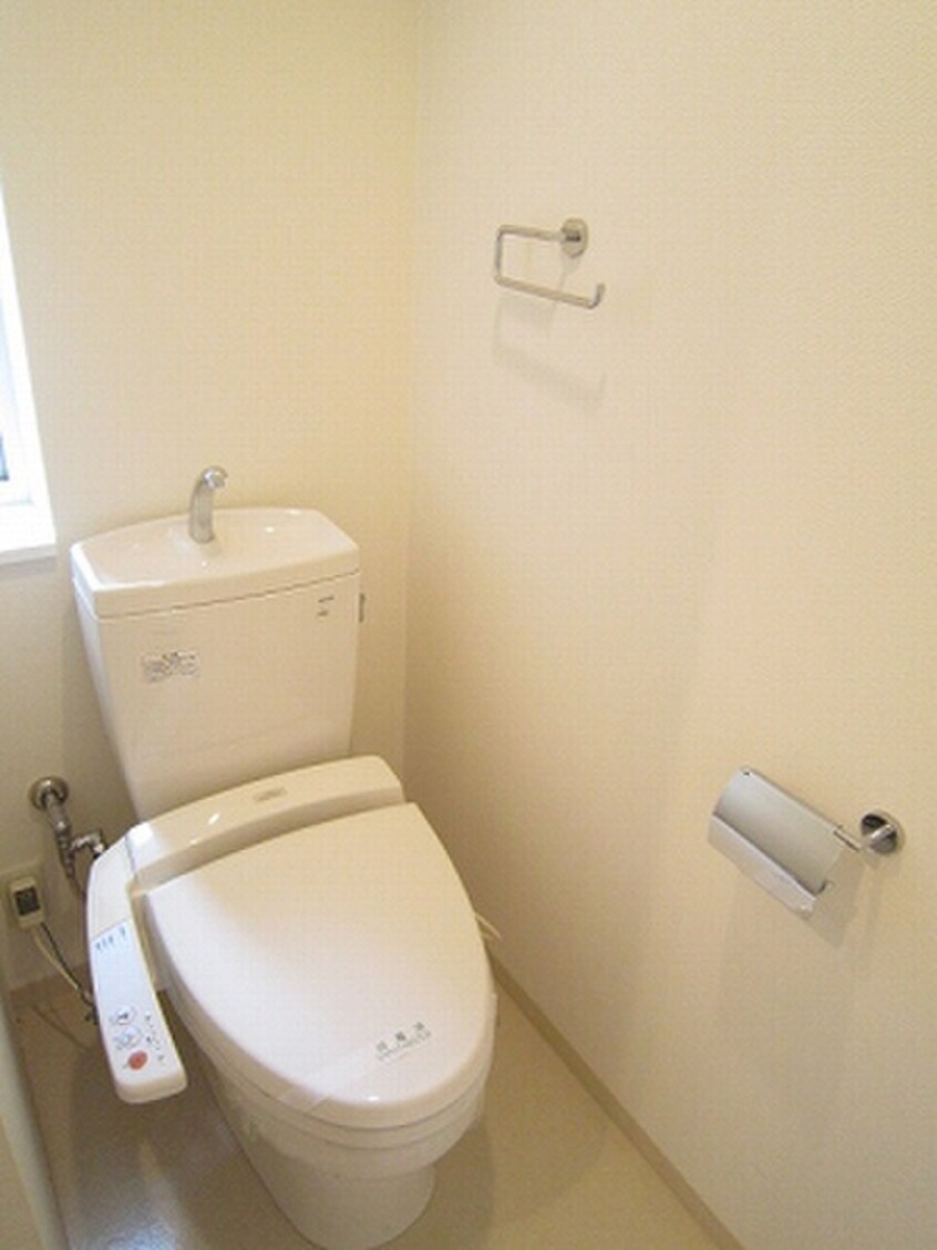 トイレ アーデン土佐堀