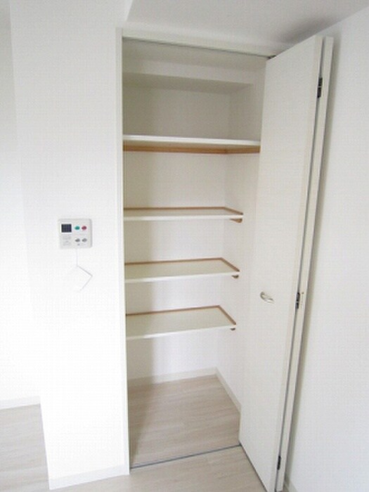 収納 アーデン土佐堀