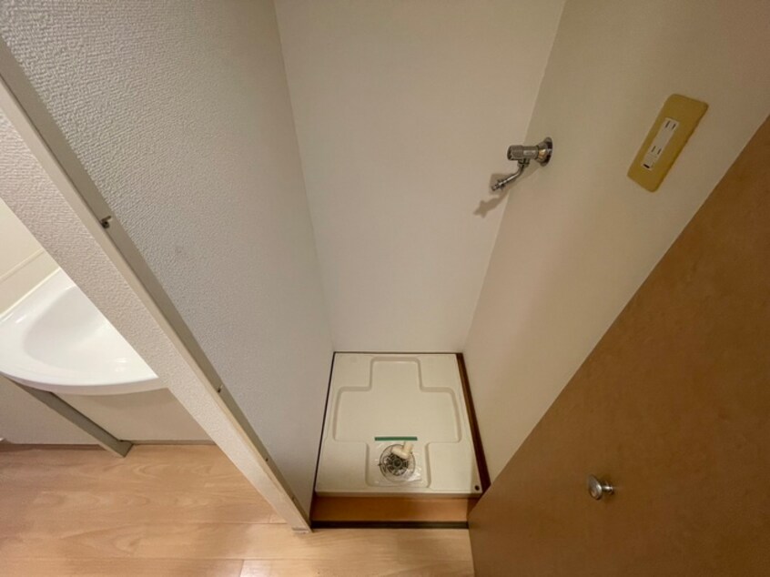 洗濯機置場 ロイヤルヒル神戸三宮Ⅱ(407)