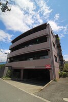 アスガルドの外観