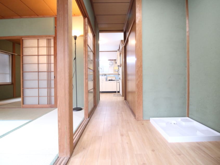 洗濯機置場 Ｃｏｌｉｎａ尺谷