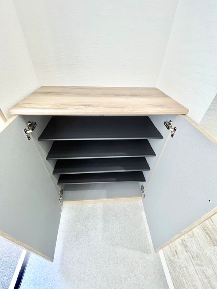 靴箱 アート門真本町