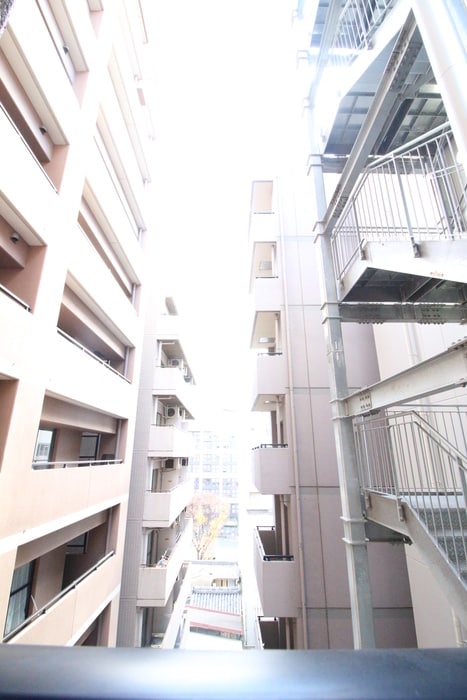 室内からの展望 ハウスセゾン御所南