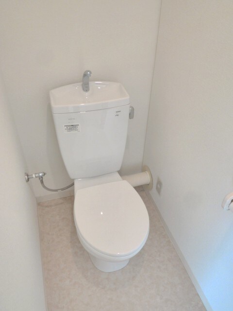 トイレ サンハイム中西