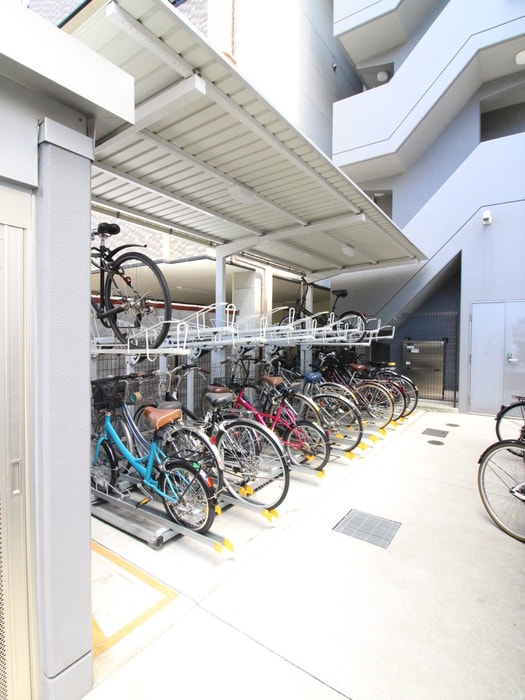 駐輪場 マンションはりげん