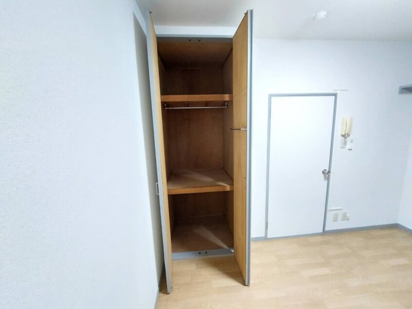 収納 メゾンドラディ