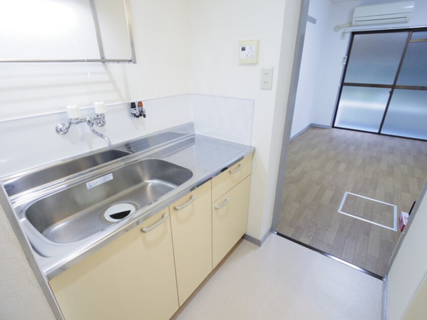 キッチン メゾン・ド・ハニ－