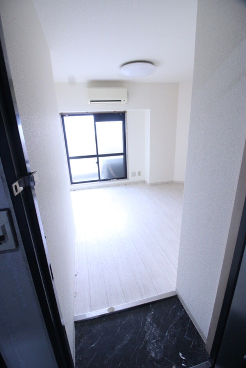 廊下 ビルディングセブン