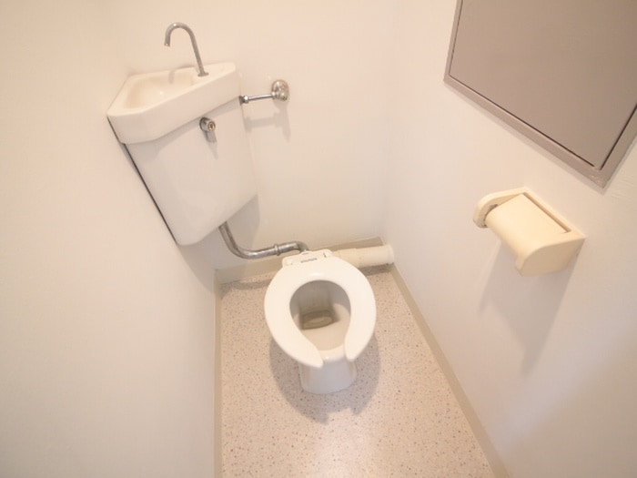 トイレ フタミハイツ