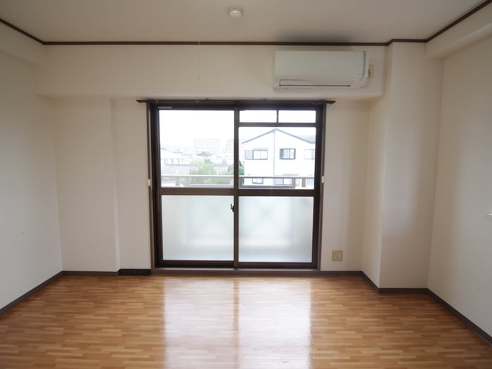 居室 アルペ－ジュ21