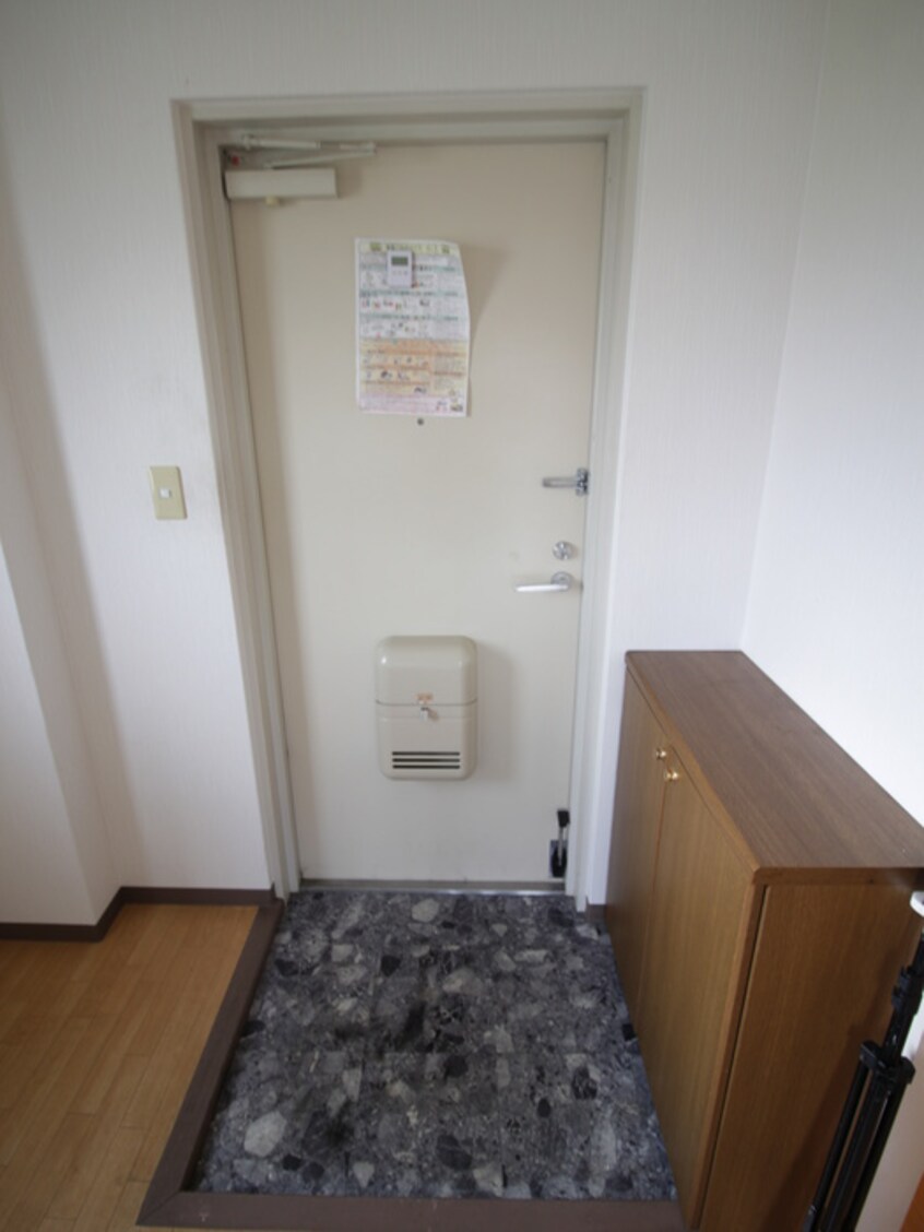 玄関 アルペ－ジュ21