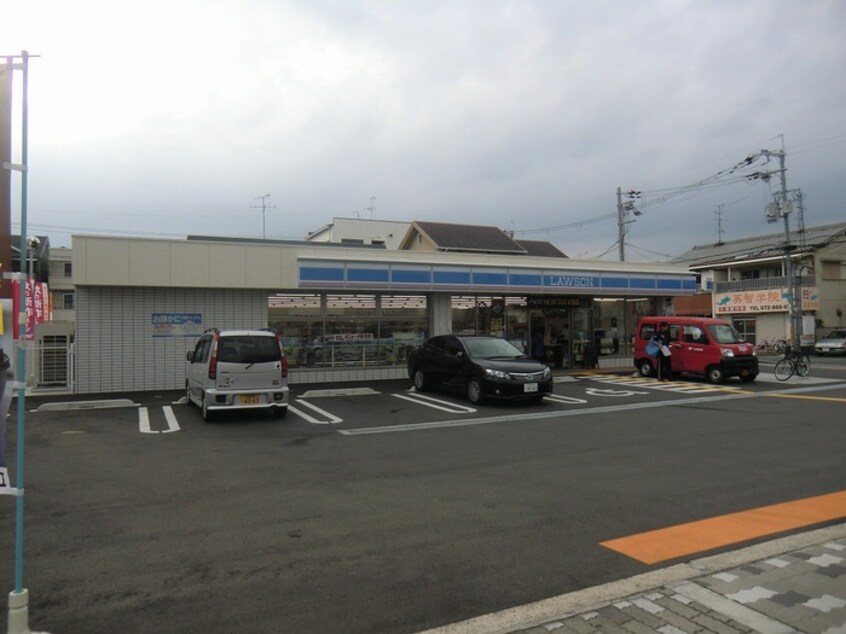 ローソン船橋本町店(コンビニ)まで387m アルペ－ジュ21