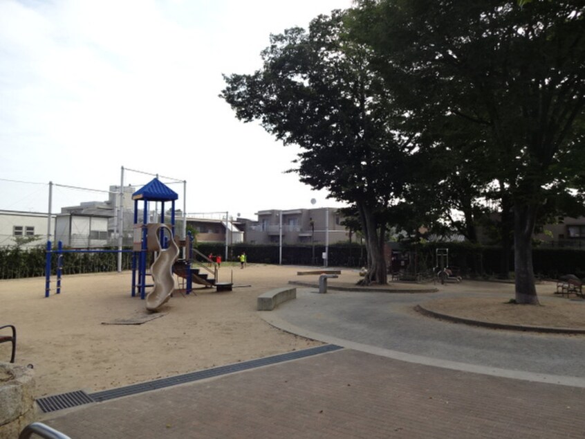 公園(公園)まで180m PACE MIKAGE