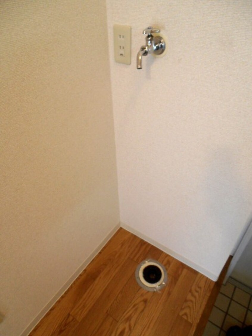 洗濯機置場 フラッツ西宮