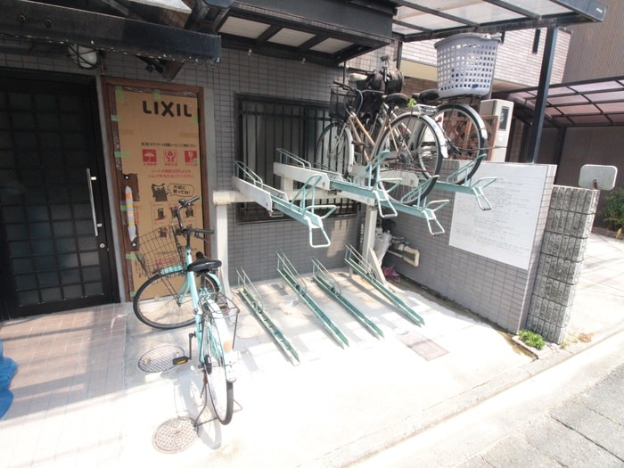 駐輪場 クラシカル志音パ－トⅡ