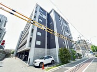 ｸﾘｽﾀﾙｸﾞﾗﾝﾂ京都西大路(305)