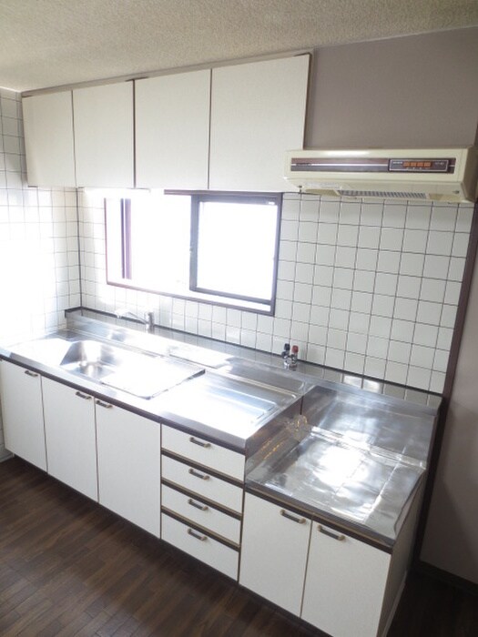 キッチン ピンクフィ－ルド