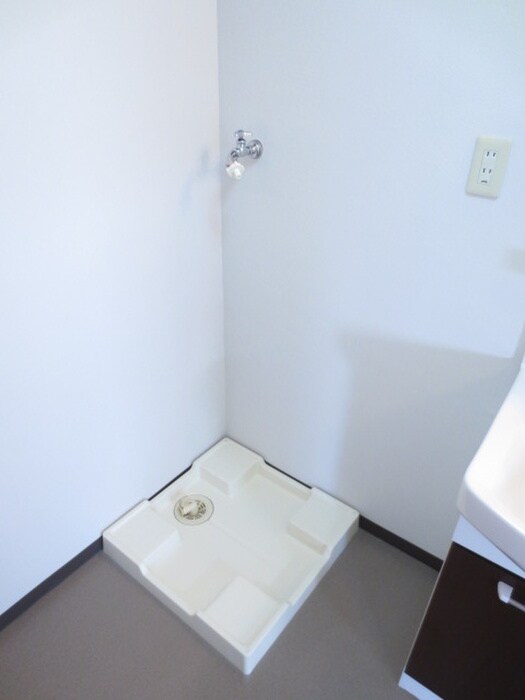 洗濯機置場 ピンクフィ－ルド