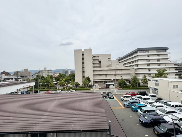 室内からの展望 アゼリア五条御前
