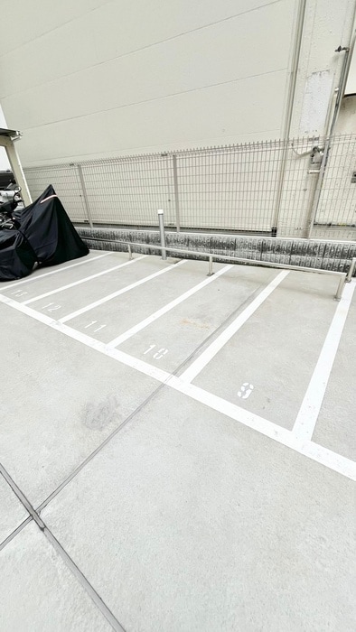 バイク置き場 WORVE大阪本町