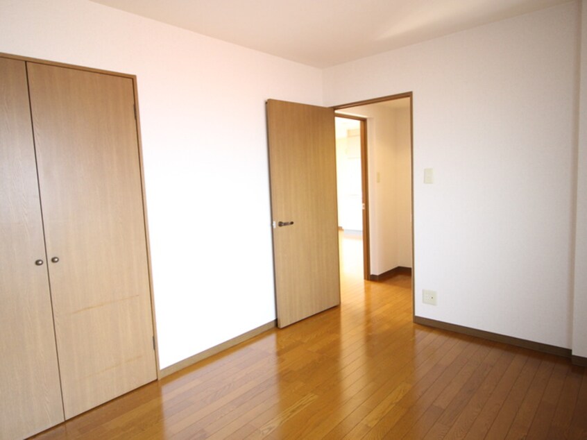 居室 フォンタ－ナ久米田