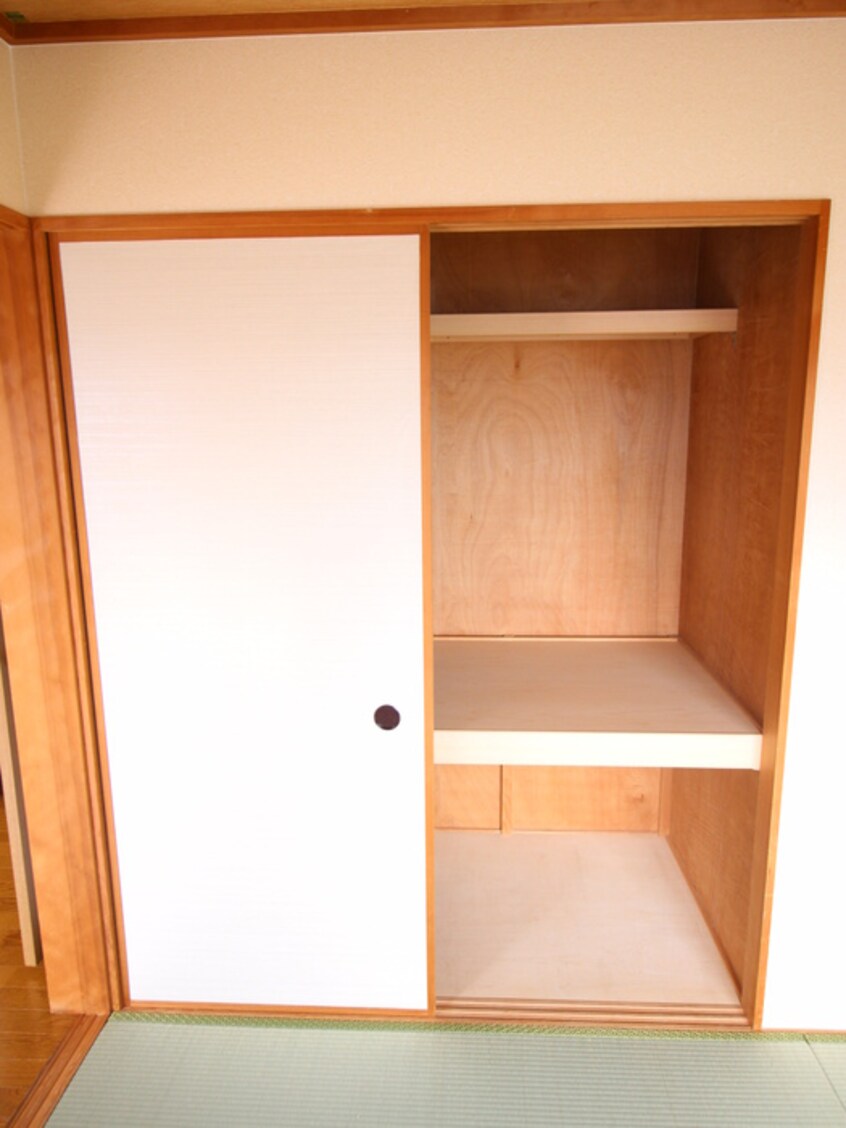 収納 フォンタ－ナ久米田