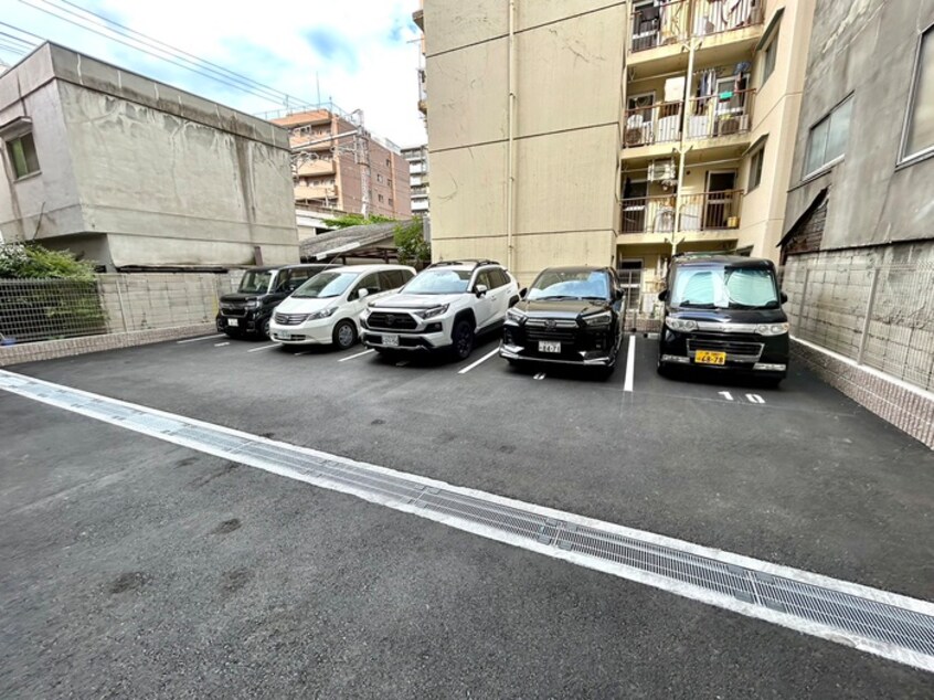 駐車場 セレニテ中崎町リアン