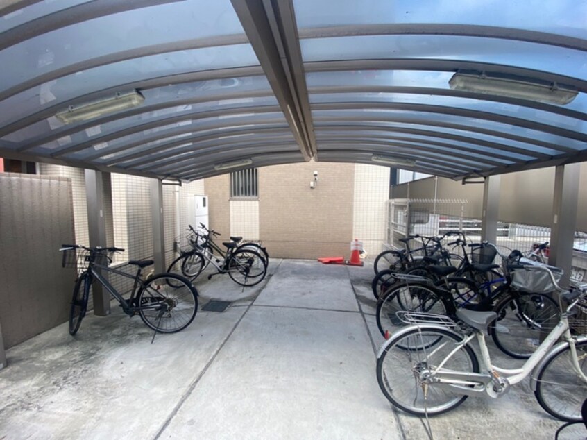 駐輪場 Y´z Lucao