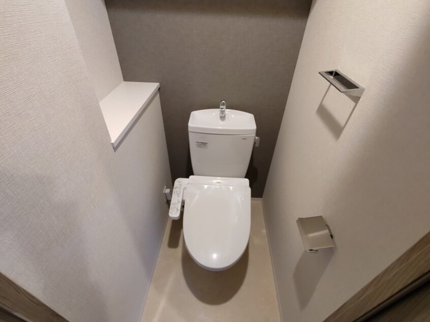 トイレ MAXIV CROS 江坂（414）