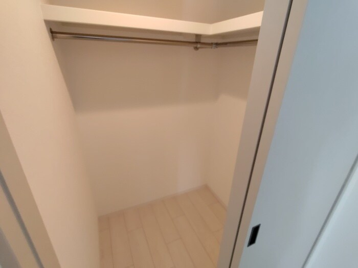 収納 MAXIV CROS 江坂（416）