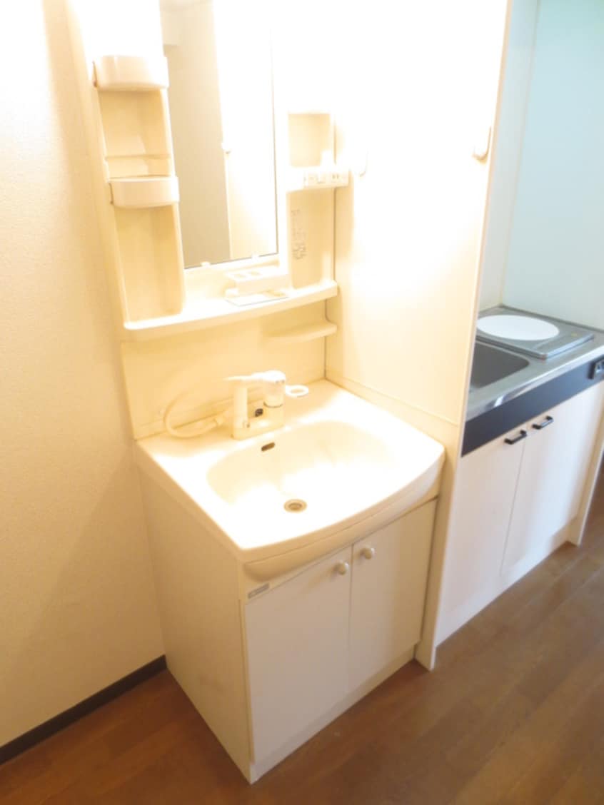 洗面 ラフィ－ネ筒井