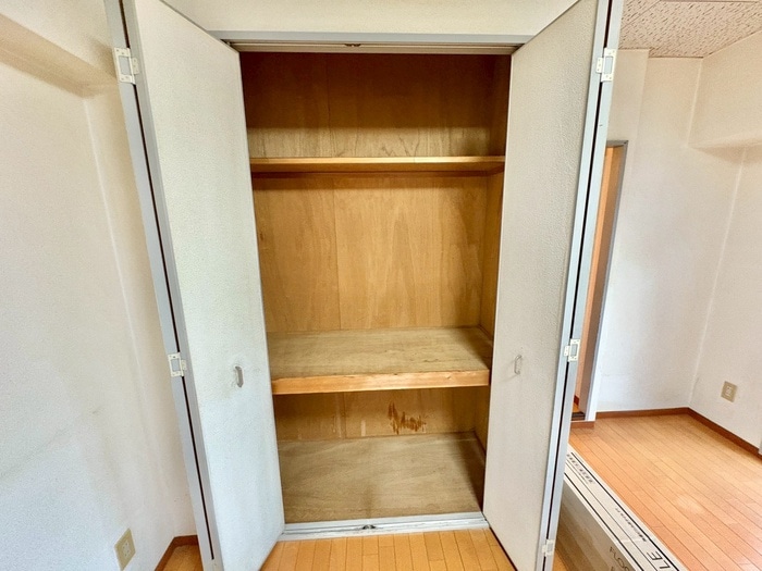 収納 サムティ灘駅前