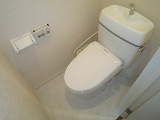 トイレ Room　６